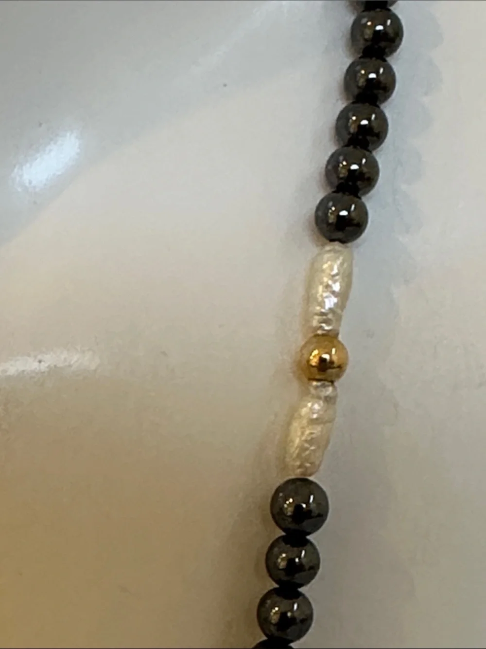 14k real solid Gold with Gold bolls and Freshwater Pearls Necklace​​​